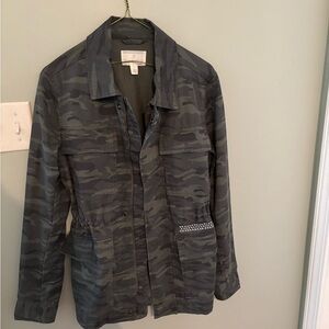 Caslon Gray Camouflage Women's Blazer
